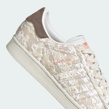 adidas Superstar Beige Camo Details Ferse