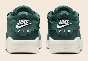 Jordan 4 RM Oxidized Green von hinten