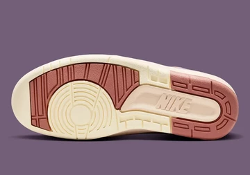 Jordan 2 Low Sky J Orange sohle