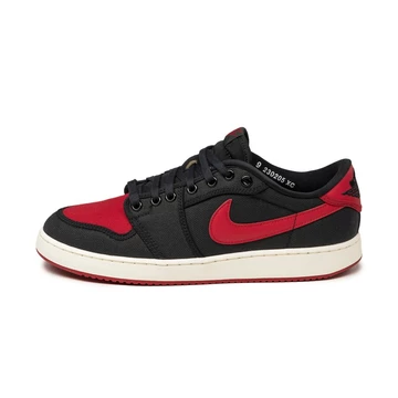 Jordan 1 AJKO Low Bred Seitenansicht