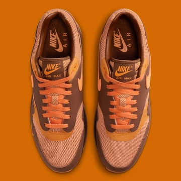 Nike Air Max 1 Kings Day von oben