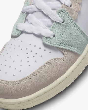 Jordan 1 Mid GS Guava Ice Toebox