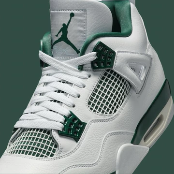 Jordan 4 Oxidized Green Detail Zunge