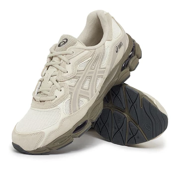 ASICS Gel-NYC Cream Putty schräg