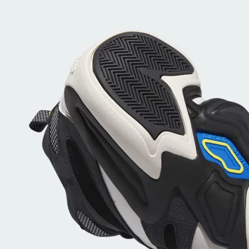 adidas Crazy 8 Black White Detail Sohle