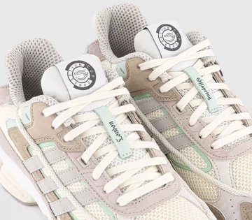 Offspring x adidas Response Ozweego Paar Zunge