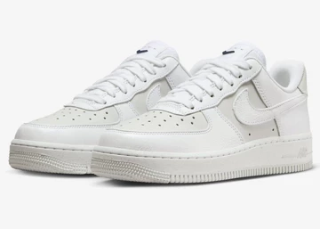 Air Force 1 Low Phantom Dust beide Schuhe