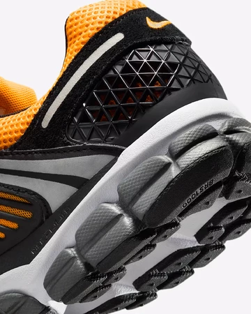 Nike Zoom Vomero 5 Sundial Ferse Details