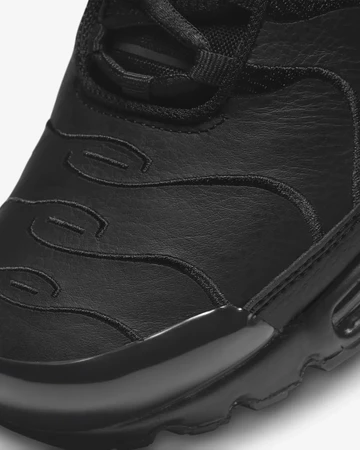 Air Max Plus Black Leather toebox