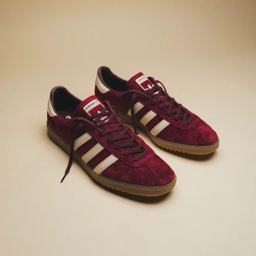 adidas Bermuda Maroon schräg