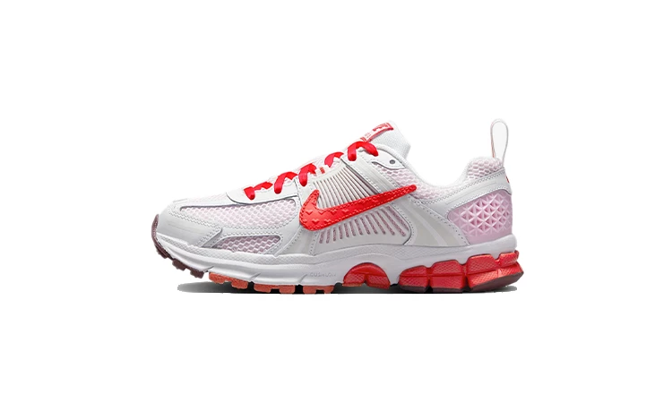 Nike Zoom Vomero 5 Valentine's Day 2025