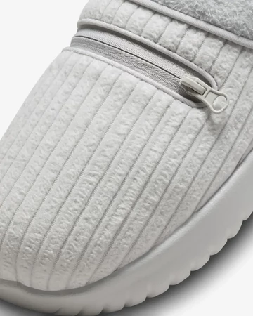 Nike Burrow Pantoffeln White Detail Toebox