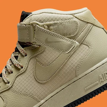 Air Force 1 Mid Khaki Black Nylon detail Mittelfußbereich