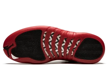 Jordan 12 Cherry sohle