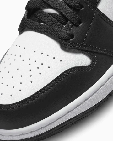 Jordan 1 Mid Panda Elefant - Toebox