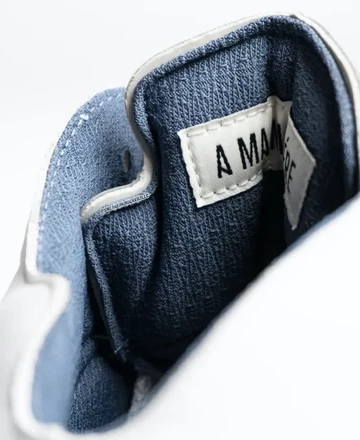 A Ma Maniere Jordan 5 Diffused Blue Detail Zunge innen