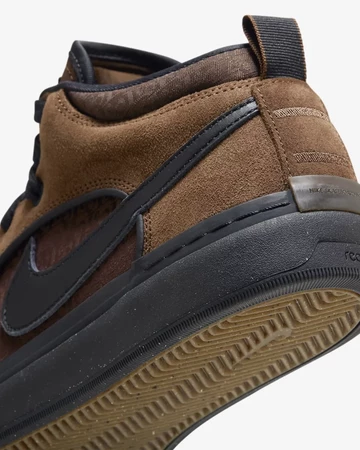 Nike SB React Leo Detail Ferse