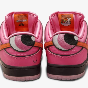 The Powerpuff Girls Nike SB Dunk Low Blossom