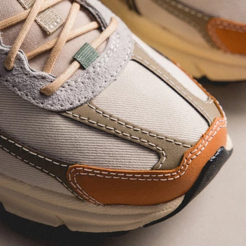 Nike oom Vomero Sashiko Toebox