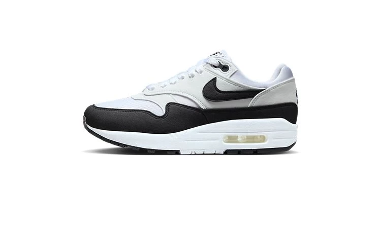 Air Max 1 Black White