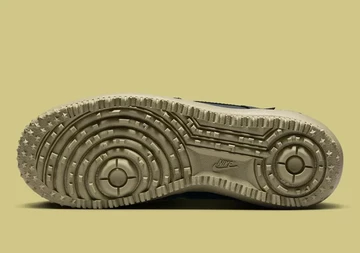 Nike Lunar Force 1 Duckboot Black Sohle