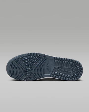 Jordan 1 Low Golf Aegean Storm Sohle