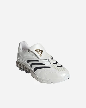 adidas Predator Megaride Pack schräg