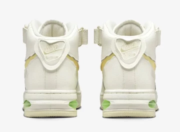 Air Force 1 Mid Evo Remastered Coconut Milk von hinten