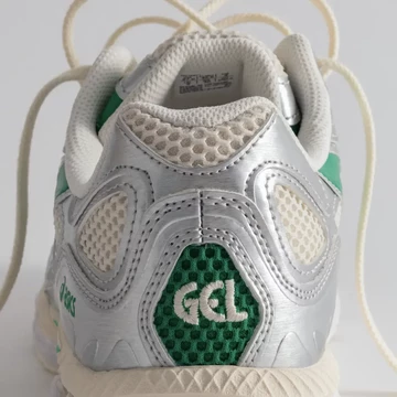 ASICS Curation Gel-NYC Birch Pure Silver Lookbook Detail Ferse