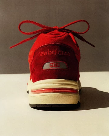 Kith New Balance 1700 Toronto Pack Rococco Red von hinten