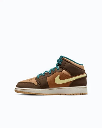 Jordan 1 Mid GS Cacao Wow Außenseite