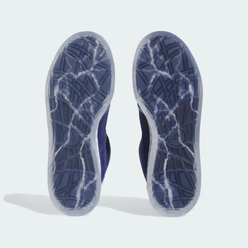 Maite Steenhoudt adidas Adimatic Mid Magic Lilac sohle