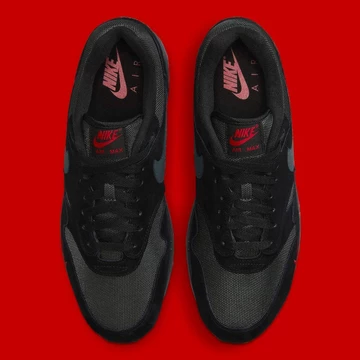 Air Max 1 Black University Red - oben