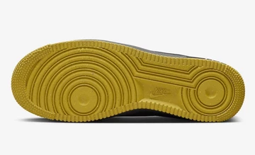 Air Force 1 Medium Ash Sohle