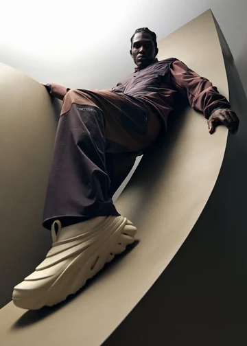 Crocs Echo Storm Tundra Lookbook Shoot von Kith