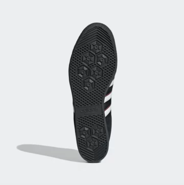 adidas London Better Scarlet Sohle