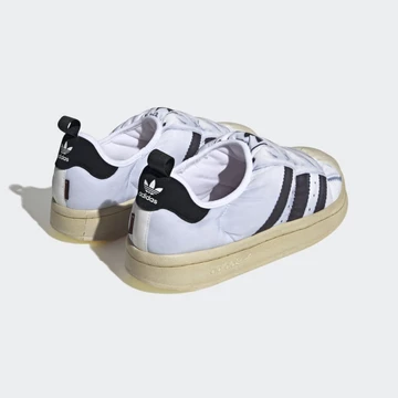 adidas Puffylette Superstar White Black - hinten