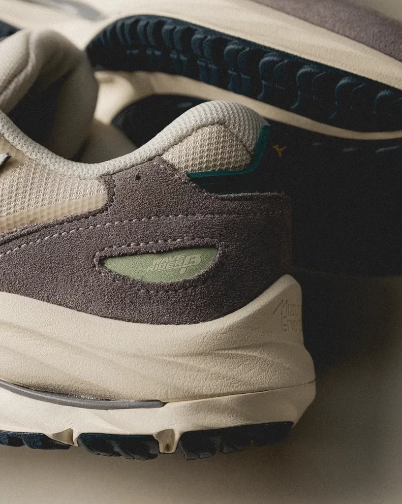 Mizuno Wave Rider Beta Urban Landscape Pack Dead Stock