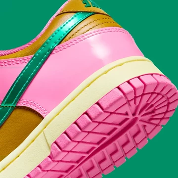 Parris Goebel Nike Dunk Low ferse