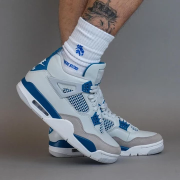 Jordan 4 Military Blue