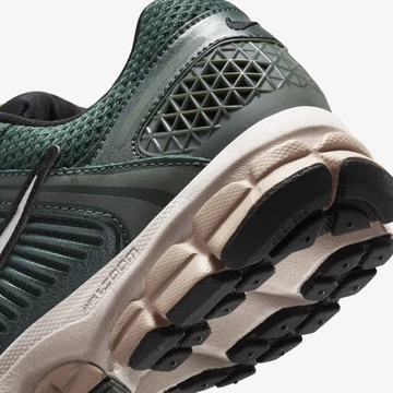 Nike Zoom Vomero 5 Vintage Green Ferse Details
