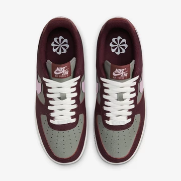 Air Force 1 NN Burgundy Crush von oben