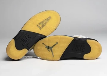 A Ma Maniere Jordan 5 Diffused Blue Sohlen