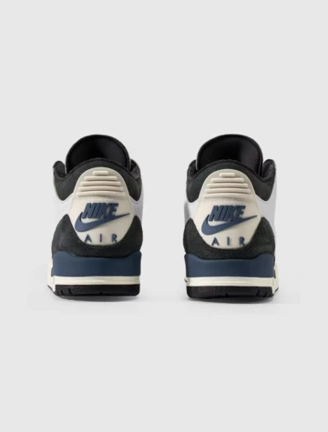 A Ma Maniére x Air Jordan 3 Retro For The Love von hinten