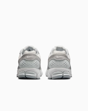 Nike Zoom Vomero 5 Pure Platinum Paar Fersen