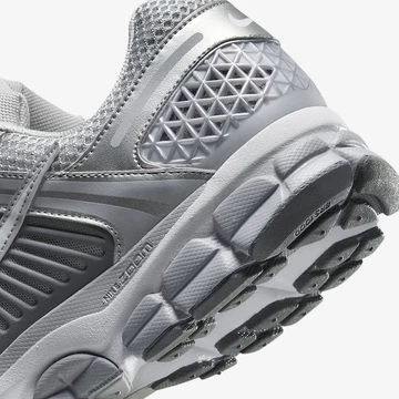 Nike Zoom Vomero 5 Cool Grey Ferse