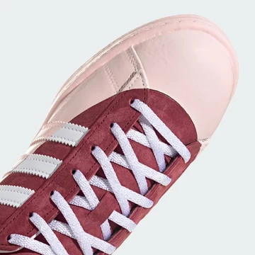 Cali DeWitt adidas Campus 80s Burgundy Detail Zunge