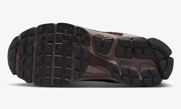 Nike Vomero 5 Plum Eclipse Sohle