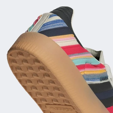Ksenia Schnaider adidas Sambae Detail Ferse