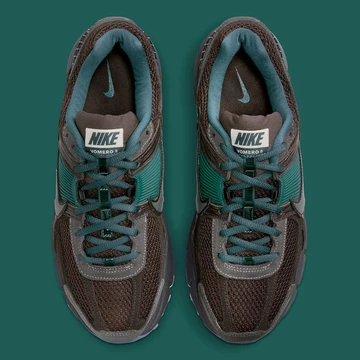 Nike Vomero 5 Baroque Brown - Oben